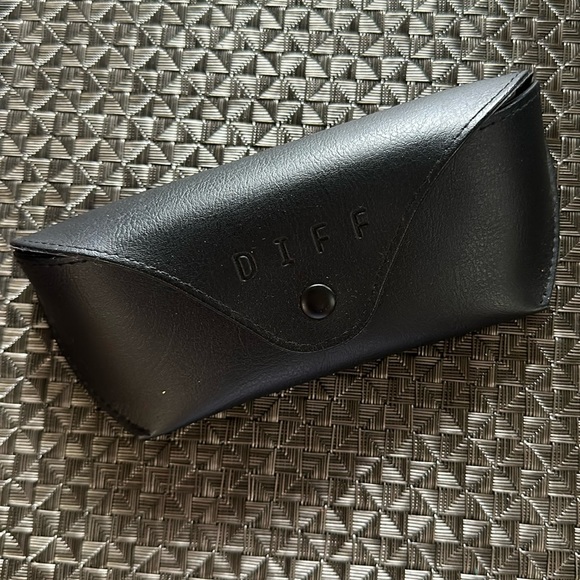 Diff Eyewear Cateye, rose gold. - Picture 1 of 2